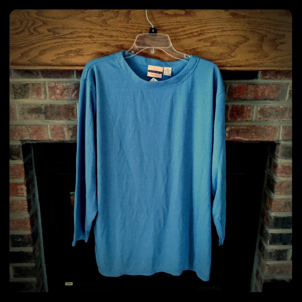 Women's blue 3/4 sleeve top 2x